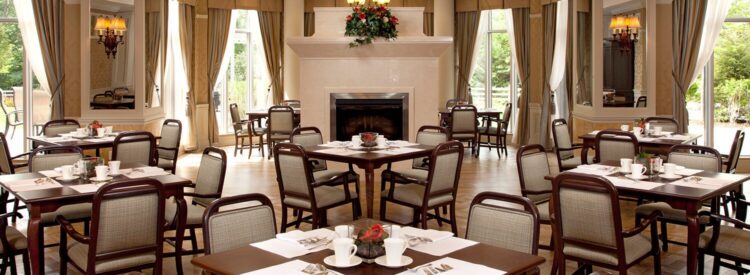 dining room with fireplace